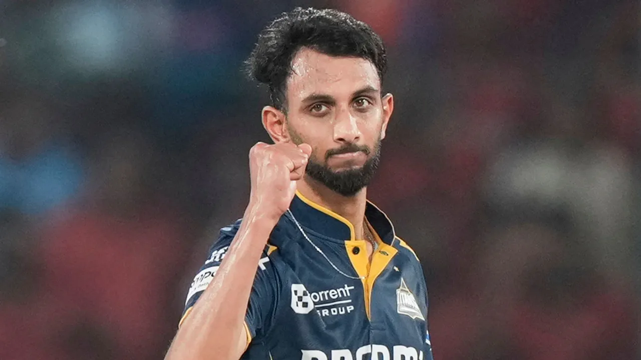 Prasidh Krishna’s Purple Cap — The Comeback Bowler Who Became IPL 2025’s Best